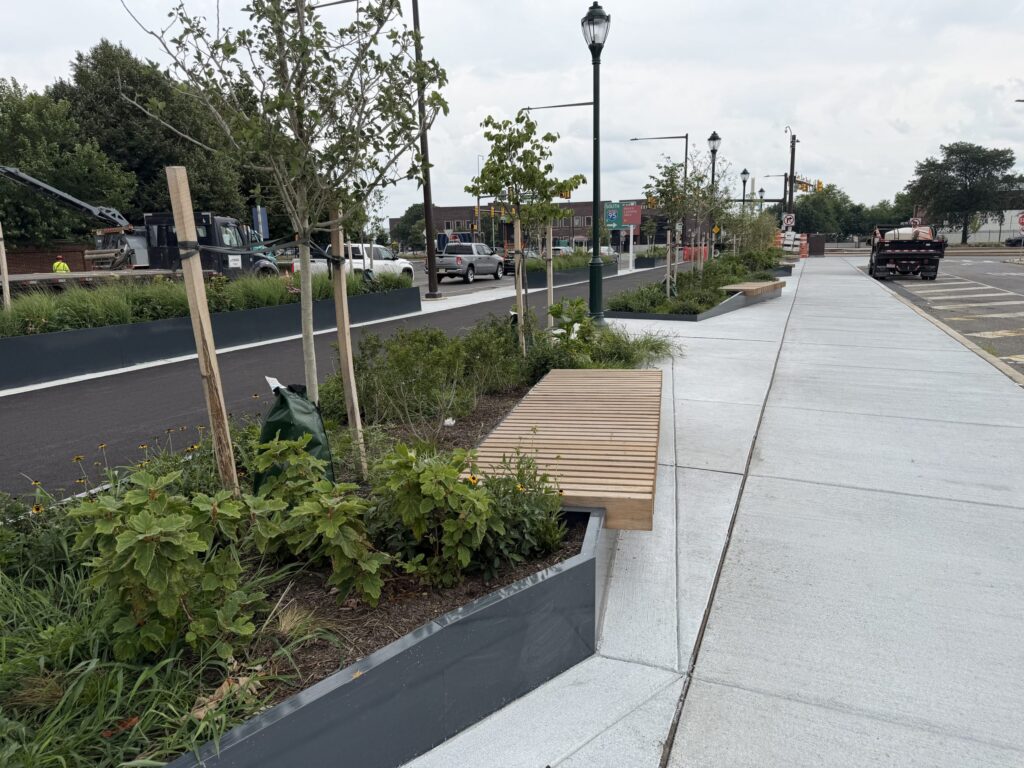 washington-ave-bp-080326 New benches on Washington Avenue
