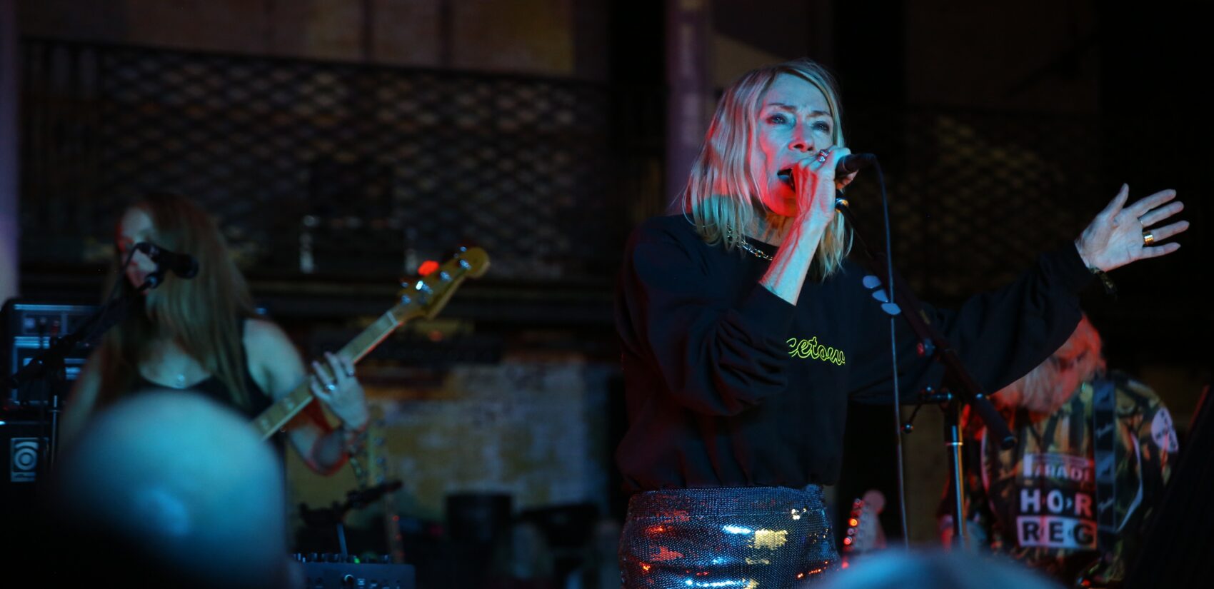 Kim Gordon performing